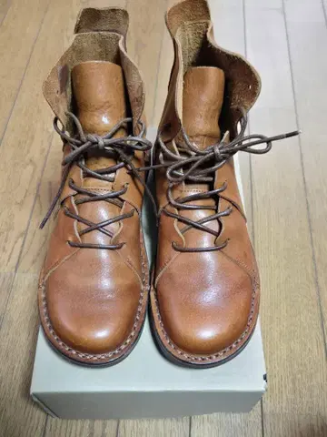 트리픈 노마드 새상품급 37사이즈