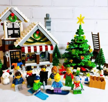 LEGO Creator 겨울의 완구 가게 10249
