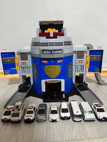 DX 폴리 스테이션