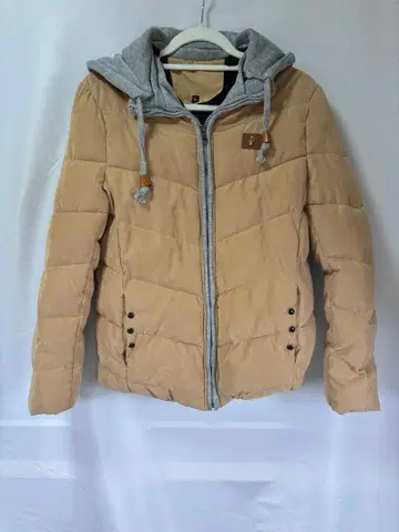 후드 부착 점퍼 [노브랜드]