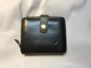 BELLIES YORK 베리즈 요크 이단 접이식 지갑