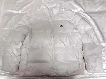 GAP 화이트 다운 자켓