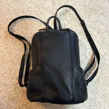 블랙 가죽 백팩 Sazaby