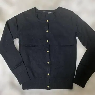INGNI 블랙 펄 버튼 울 블렌드 가디건&스웨터
