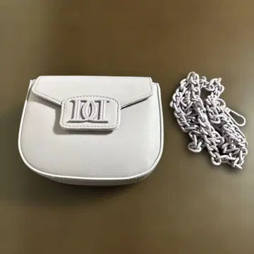 다리치 인조 가죽 체인 숄더백 퍼플