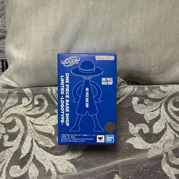 원피스 베이스샵 한정판 루피 피규어