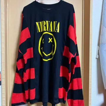 구매품 리메이크 NIRVANA 니트 백 프린트 있음