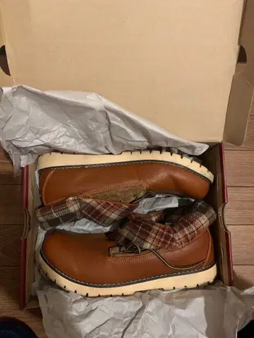 리베르토 에드윈 부츠