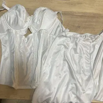 화이트 브라이덜 이너 세트