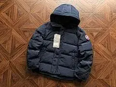 Canada Goose 네이비 다운 자켓 L