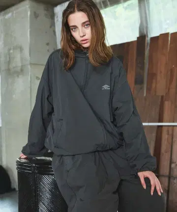 UMBRO x OPENING ACT 트랙 자켓