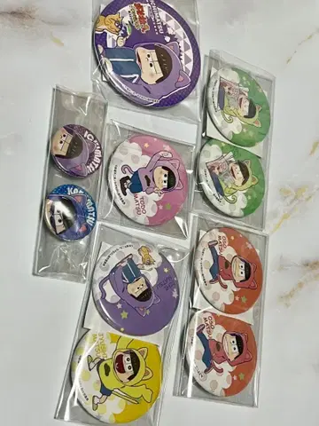 오소마츠 6쌍둥이 in 난자타운 캔뱃지 묶음 판매