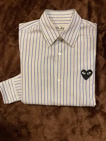 PLAY 스트라이프 긴팔 셔츠 하트 자수