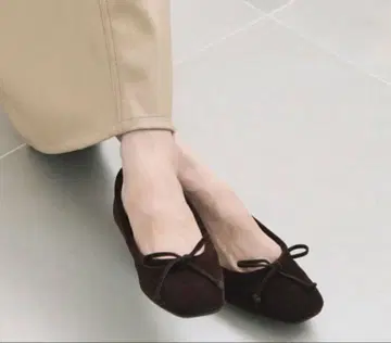2023AW 루탈론 스퀘어 벨벳 발레 브라운 24cm