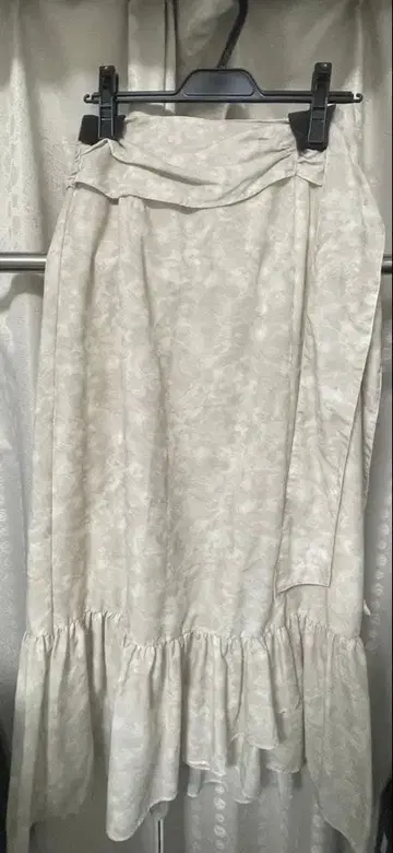 Rielle riche 플레어 스커트 수채화 패턴