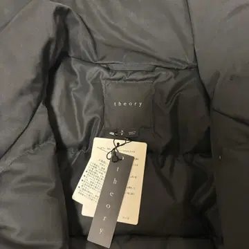 택 포함 컨디션 최상! Theory 띠어리 다운 90% 숏 다운 코트