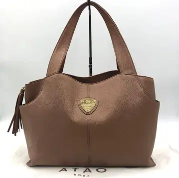 아타오 팬크비 토트백 A4 태슬 가죽 아몬드