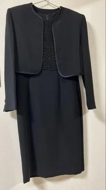 블랙스 수트 예복 상복 원피스 수트