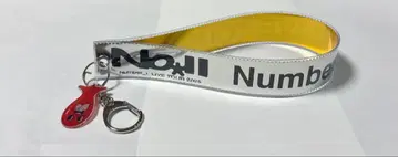 Number LIVE TOUR 2025 은색 테이프 키링