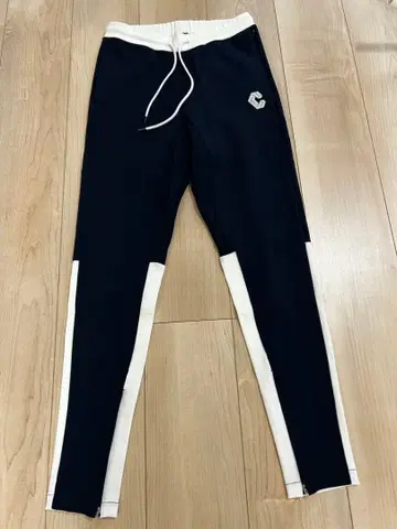새상품급 CRONOS 팬츠 네이비 x 화이트 S 사이즈