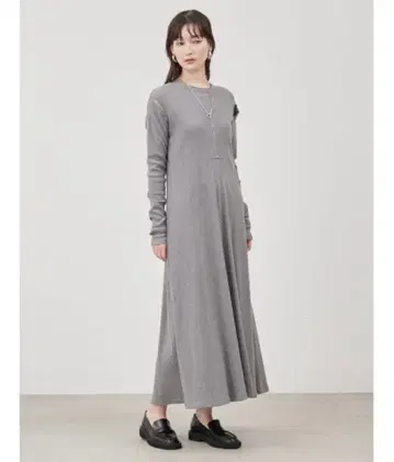 Mila Owen 숄더 슬릿 골지 원피스