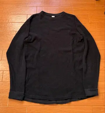 The Flat Head 블랙 긴팔 티셔츠 42 허니콤 써멀