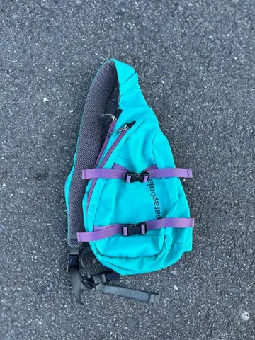 파타고니아 아톰 슬링백 단종 레어템 리화 48259SP13