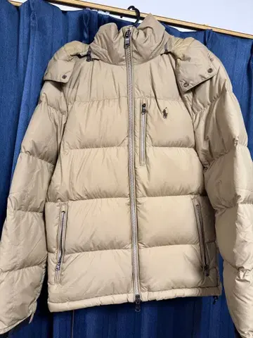 POLO 다운 대폭 가격 인하 중