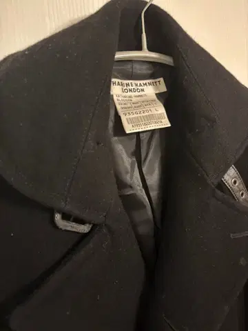 MARINE HAMNETT LONDON 블랙 피코트