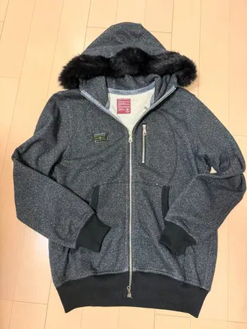 마크앤로나 퍼 후드 후드티 L 사이즈