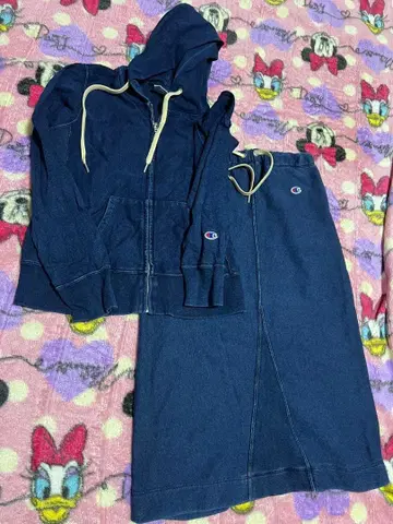 새상품급 champion 챔피온 인디고 후드티 스커트 셋업