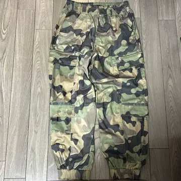 ZARA 카모플라쥬 카고 팬츠 L 사이즈