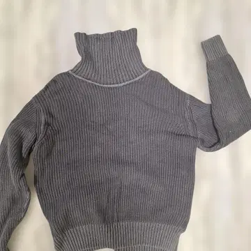더퍼 그레이 터틀넥 스웨터 M 사이즈