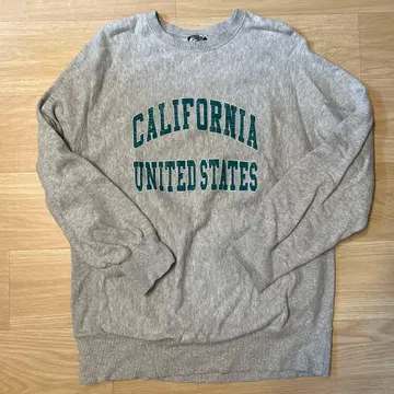 프릭스스토어 칼리지 로고 맨투맨