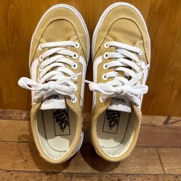 VANS 베이지 스니커즈