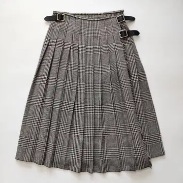 새상품급 오닐 오브 더블린 글렌체크 플리츠 랩스커트 M~L
