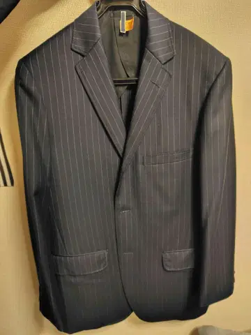 BEAMS 스트라이프 수트