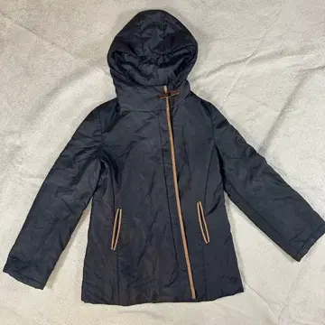 BCBGMAXAZRIA (비씨비지맥스아즈리아) 다운 코트