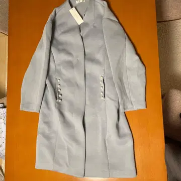 스카이블루 롱 코트 펄 버튼