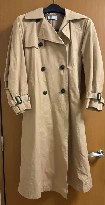 새상품급 [ Audrey and John Wad ] 트렌치코트