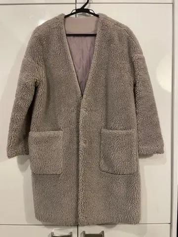 겨울 코트 미들 기장 새상품급