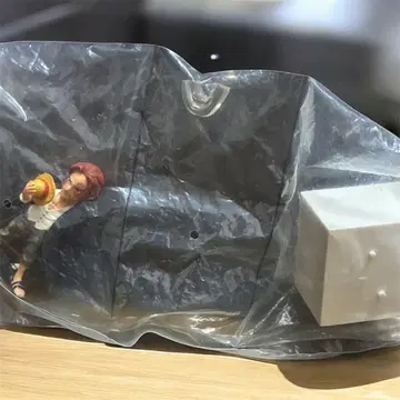 미개봉 샹크스 피규어