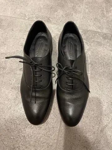 산토니 가죽 신발