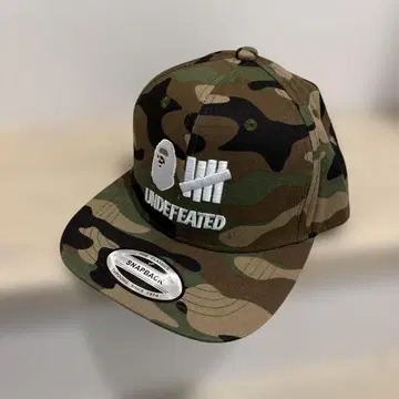 UNDEFEATED 카모플라쥬 카모플라주 스냅백 캡 ape