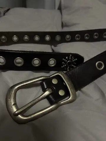 스터드 장식 블랙 캐주얼 벨트