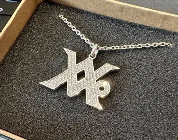 레페젠 지구 로고 디자인 목걸이