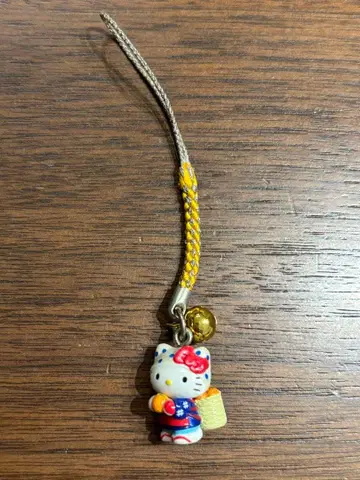 헬로키티 끈 장식 스트랩 지역 한정 키티 와카야마
