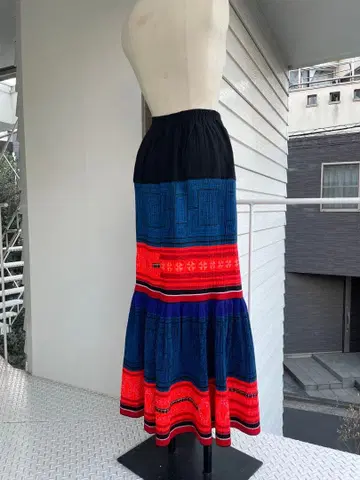 플레어 스커트 파랑 빨간색 블랙 기하학 패턴