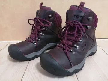 킨 KEEN RevelIII 레벨 쓰리 1021981 23.0cm