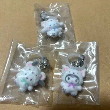 산리오 메지루시 액세서리 복슬복슬 스노우 포차코 쿠로미 시나몬